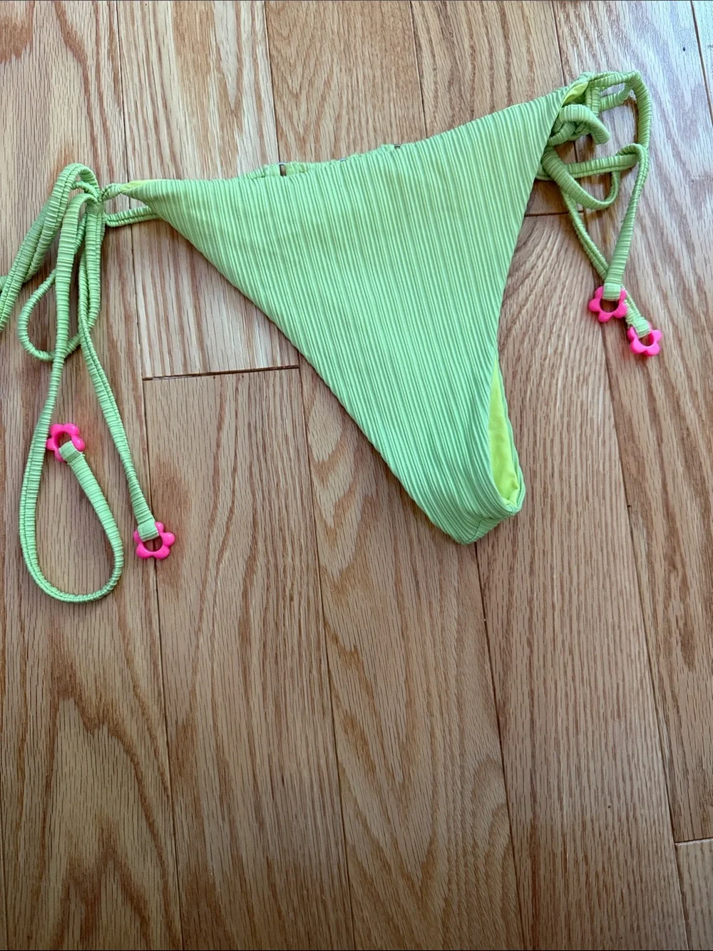 Frankies Bikinis “”missing one